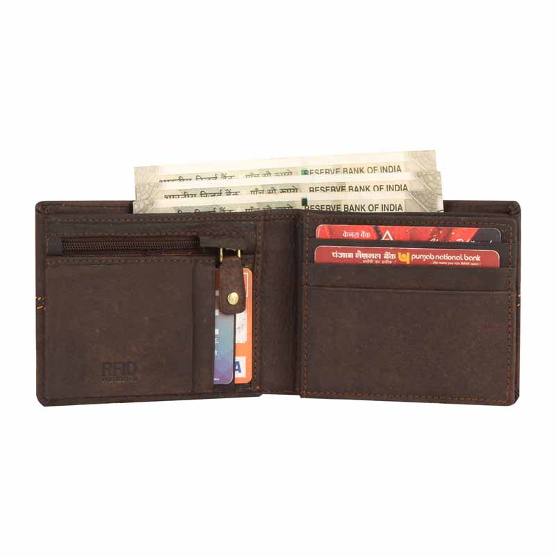 Oily And M Wallet