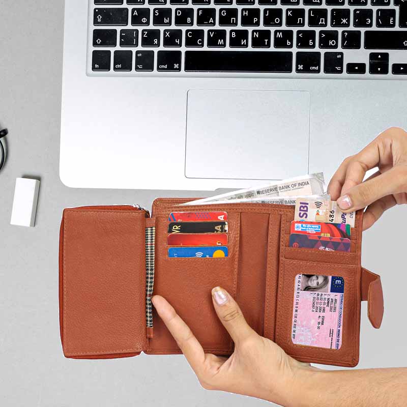 Womens Multi Pocket Wallet